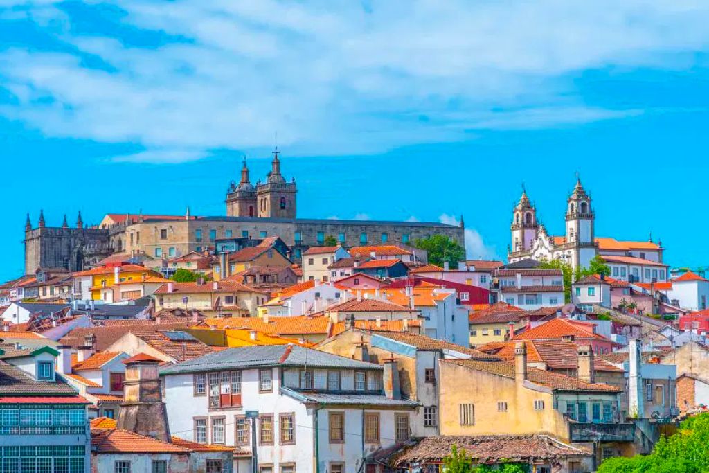 Escapadas de Semana Santa históricas por Portugal, visita la población de Viseu.